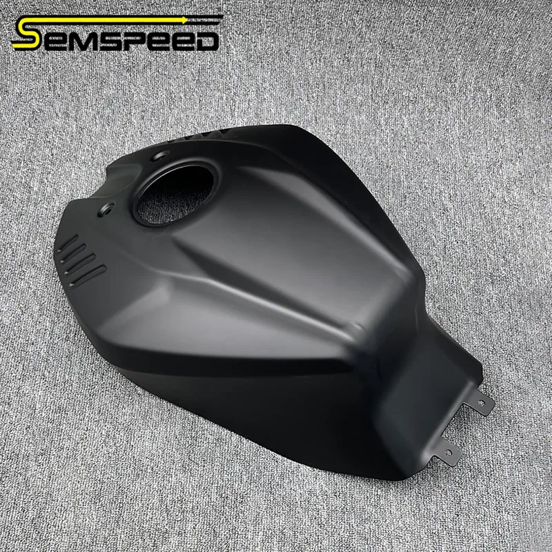 

Защитная накладка на крышку топливного бака для мотоциклов QJMOTO QJ SRK 600RR/RC SRK 800RR