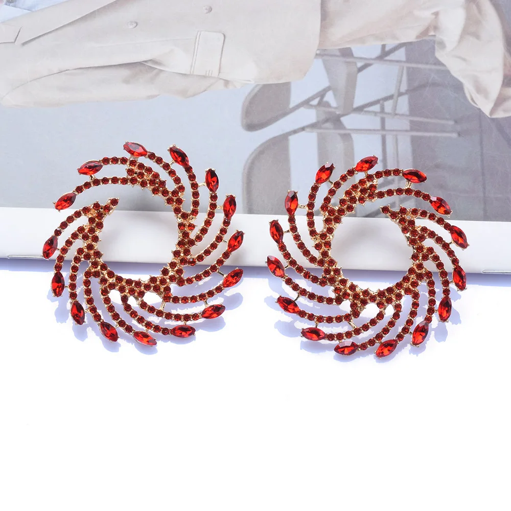 Новинка 2024 трендовые серьги ZA с красочными кристаллами и стразами полые в форме