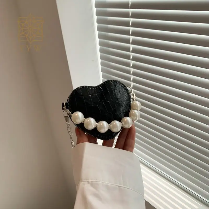 

Elegant Evening Clutch Purse For Women Mini Plastic Pearls Heart-Shaped Chain Cross Bags New Women Shoulder Party Purses Handbag