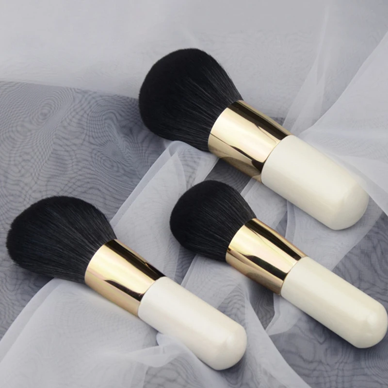 

Large Size Loose Blush Brush Portable Oblique Head Face Highlight Foundation Sculpting Contour Brush Women Beauty Makeup Tools