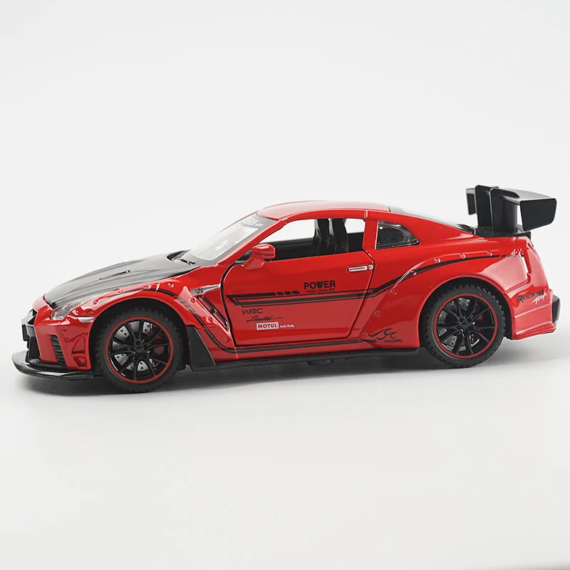 Модель автомобиля NISSAN GTR R35 из сплава 1:32