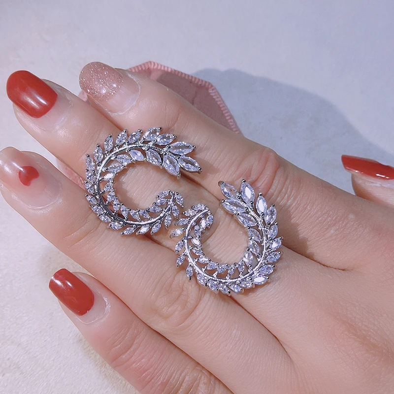 

Luxury Leaf Ear Stud Silver Color Wedding Earrings for Women AAA Cubic Zirconia Party Accessories Gift Jewelry Drop Shipping