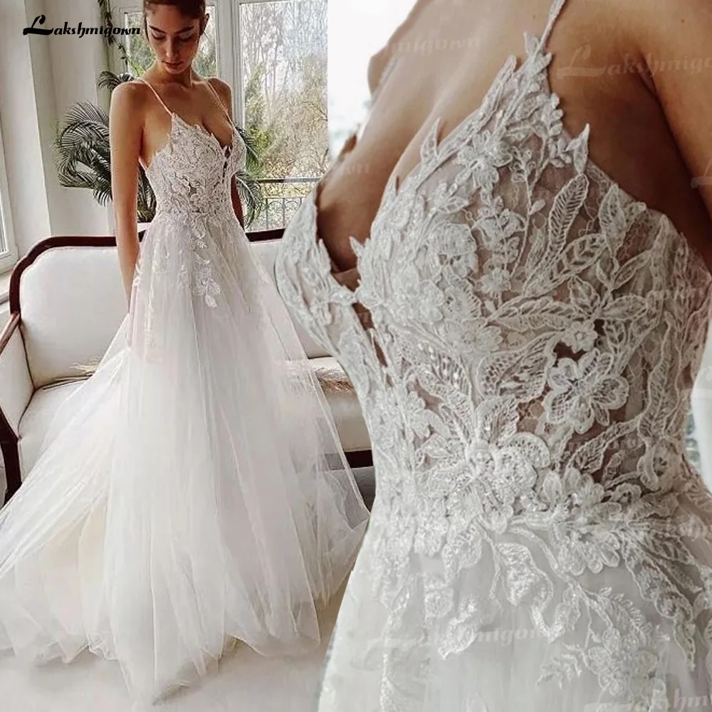 

Spaghetti Straps V-Neck Tulle Outdoor Garden Wedding Dress 2022 Lace Appliques Beading Bridal Gowns A-Line Wedding Dresses