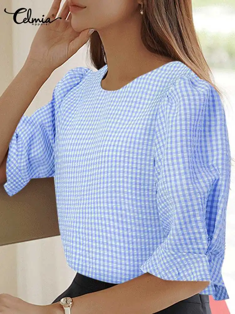 

Блузка женская клетчатая с рукавами-фонариками и круглым вырезом