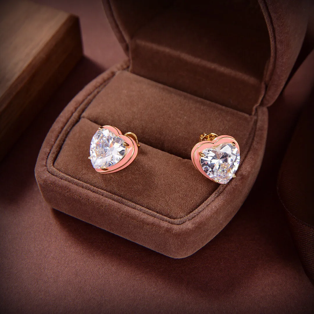 

2022 Luxury brand square diamond stud love stud high quality