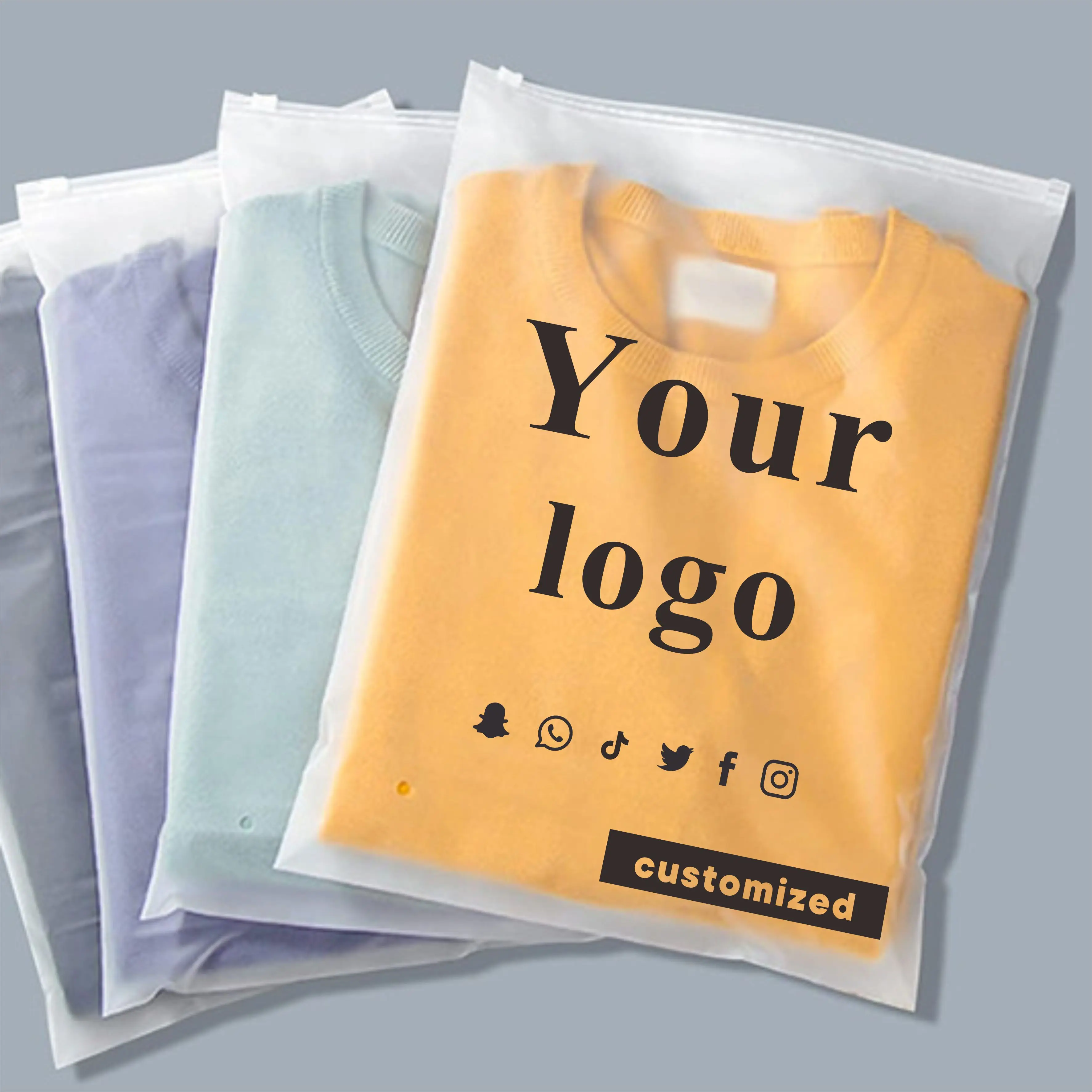 Сумка с замком на молнии матовым уплотнением подходит для одежды рубашки