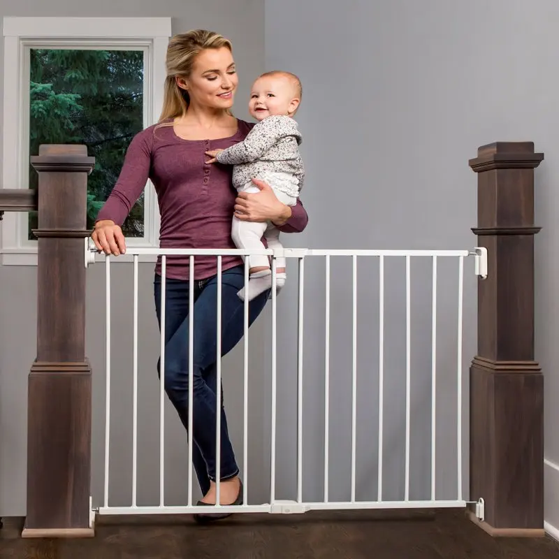 

Extra Wide 2-in-1 Stairway and Hallway Baby Safety Gate with Mounting Kit, Age Group 6 to 24 Months