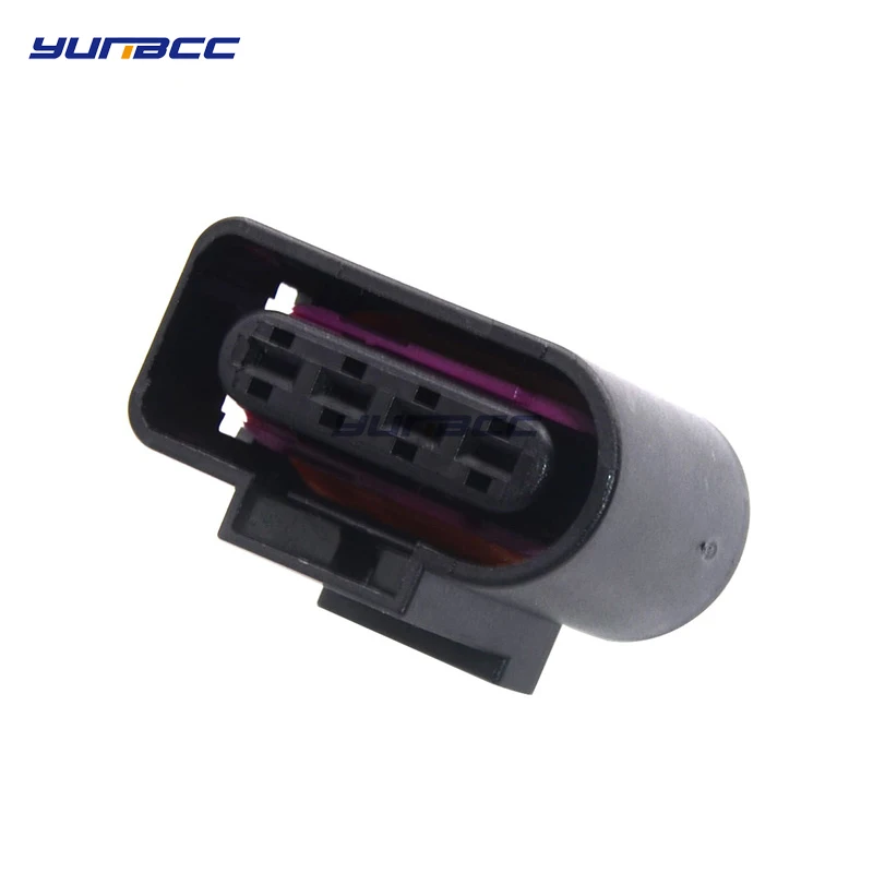 

Водонепроницаемый Автомобильный коннектор 8K0973724 для Audi A4 A6 VW Golf Passat Skoda