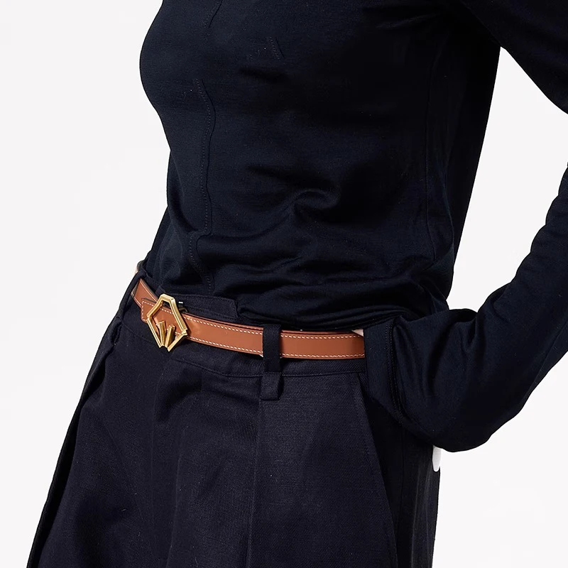 Женский ремень из натуральной кожи двусторонний