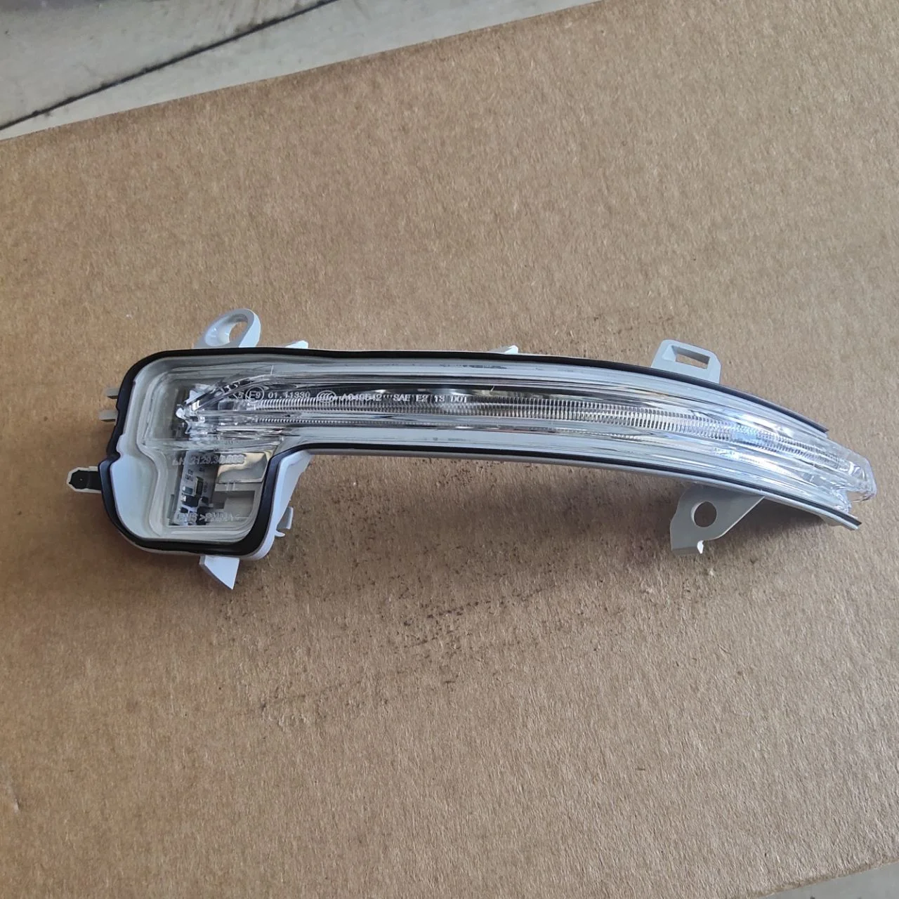 

Mirror electronics right Plug housing Exterior mirrors b mw 2 F4 5 Ac ti ve To ur er Auxiliary turn signal lower part of the cas