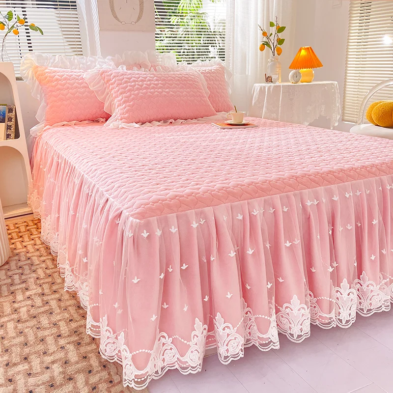 Milk Velvet Quilted Bed Skirt Winter Warm Thickened Bedspread Three-Piece Cover Non-Slip Sheet