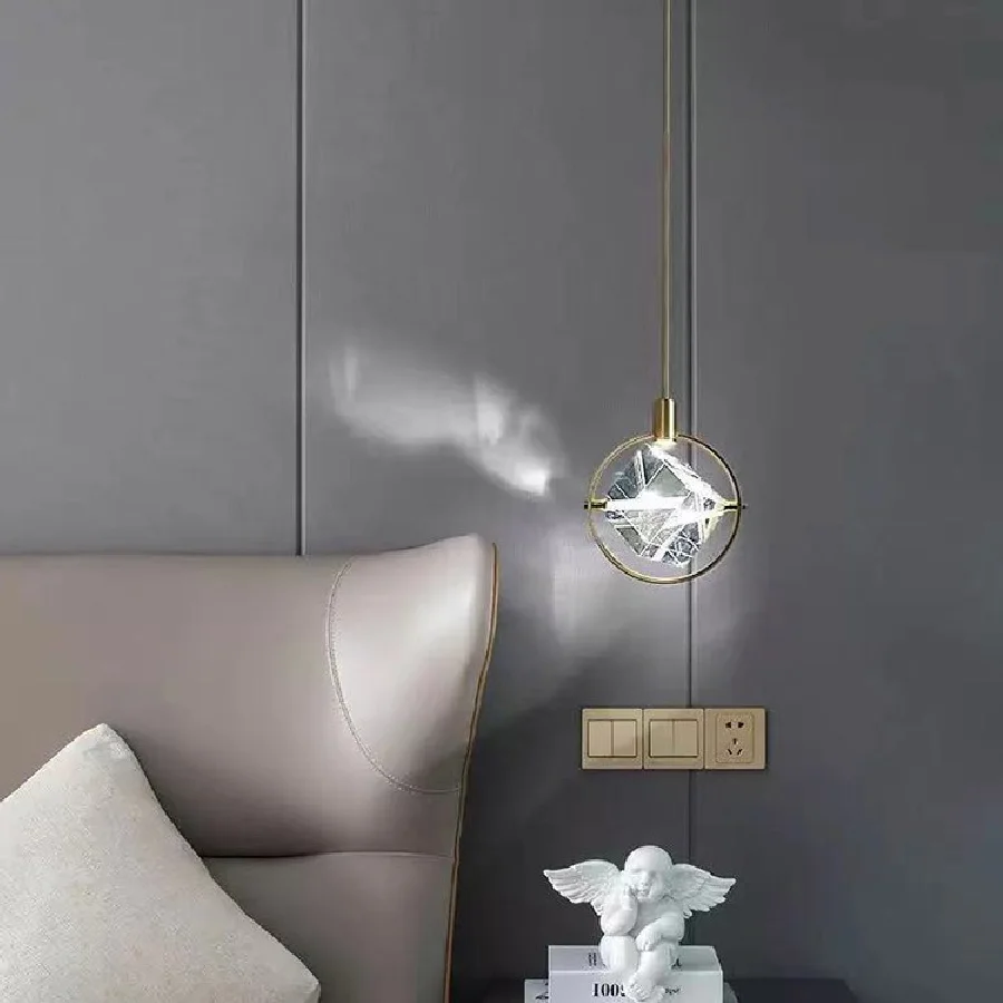 

Креативная обеденная ретро-люстра в стиле постмодерн, прикроватная маленькая люстра в скандинавском стиле, роскошное украшение барного стола, хрустальная люстра для спальни