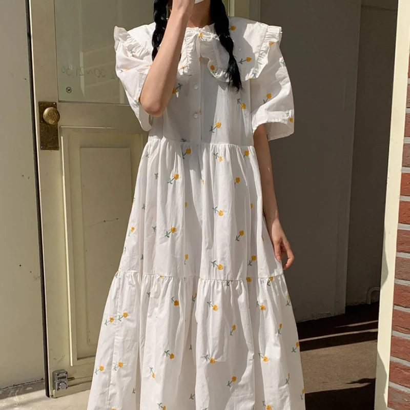 

Clothland Women Elegant Floral Midi Dress Peter Pan Collar Short Sleeve White Black Casual Cute Mid Calf Dresses QB857