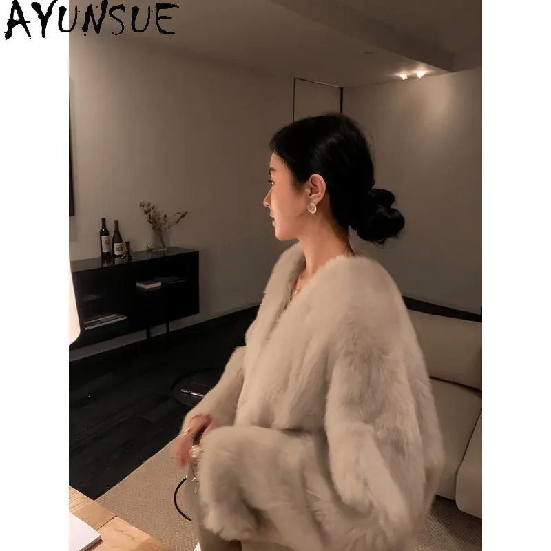 Фото Женская куртка AYUNSUE из натуральной тосканской овчины, корейская мода, с V-образным вырезом, из натурального меха, теплая зимняя одежда, Casaco Pelo №4