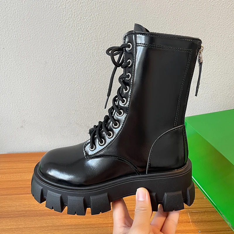 

Женские ботинки на толстой подошве, черные удобные модные ботинки средней длины на шнуровке и молнии сзади, Осень-зима 2023