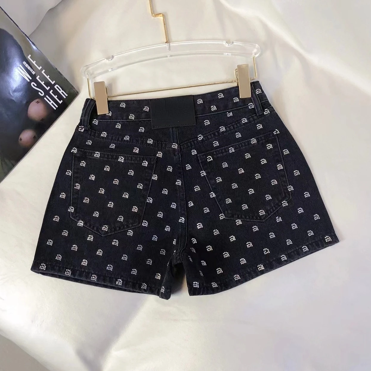 2023 New Spring Summer Women Denim Shorts Glittering Letters a Hot Drilling All-match High Waist Straight Pants Short Jeans