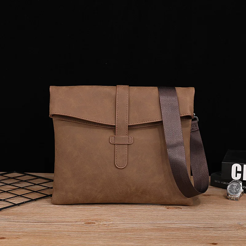 

2022 New Men's Bag Soft Leather Shoulder Bag Men Messenger Bag Trendy Japanese and Korean Retro Casual Bag Executive Briefcase
