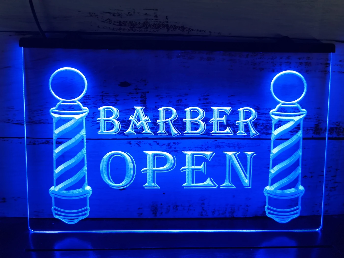 Вариант 1 вывески. Неоновая вывеска выход. Bis 1 вывеска. Barber logo Neon. Неон парикмахерская Норильск.