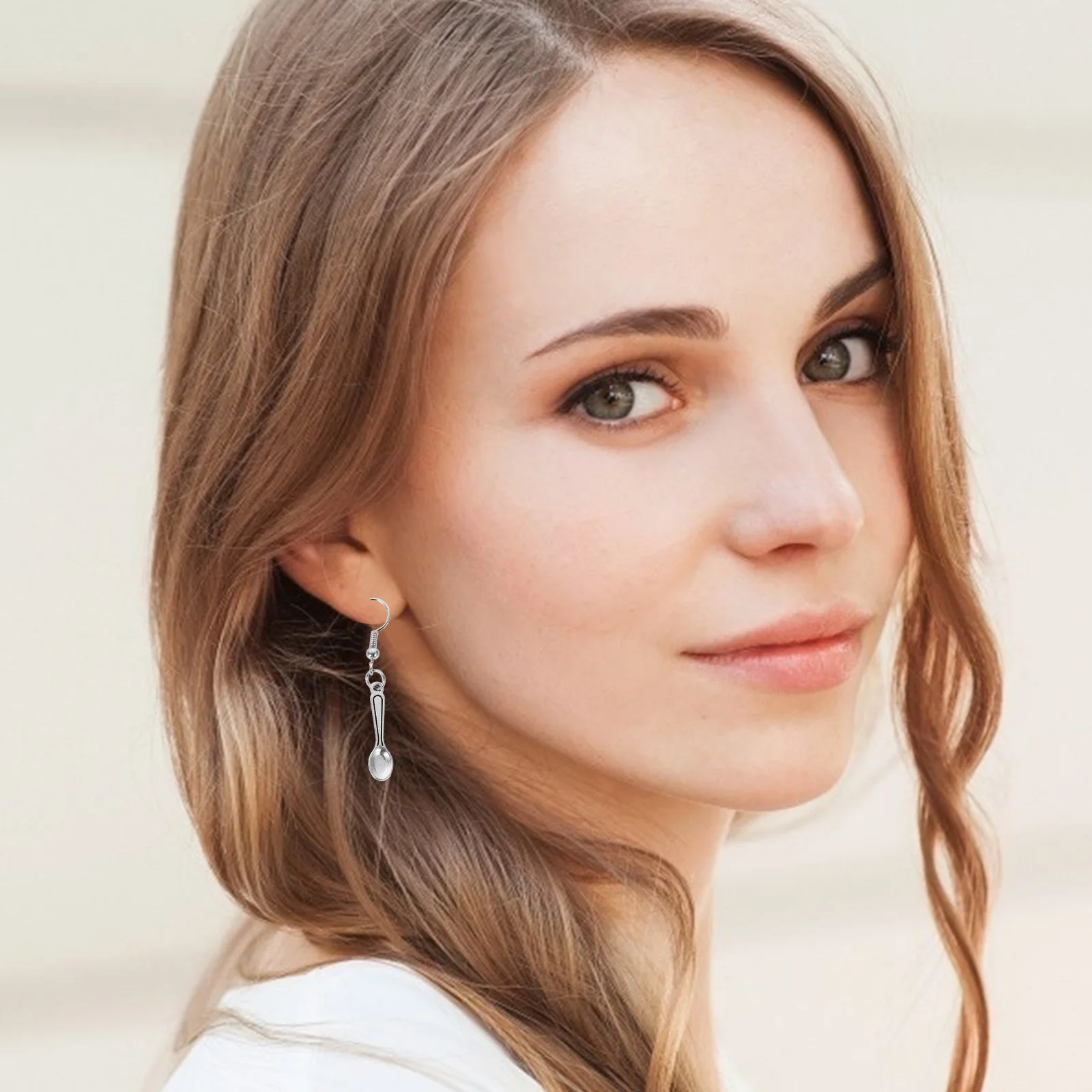 

1 Pair of Novelty Spoon Earrings Alloy Spoon Charms Earrings for Lady Women