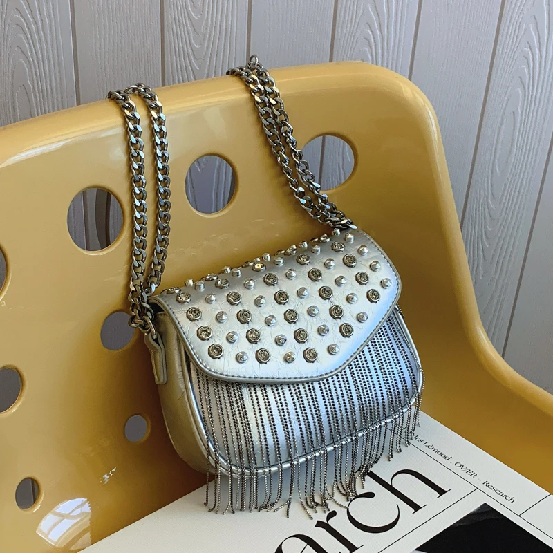 Модная красная женская сумка через плечо Setchaya с подушкой безопасности и цепочкой