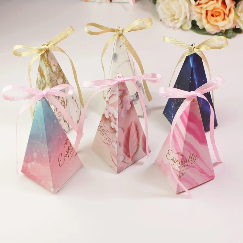 

20/50PCS Blue Triangle Wedding Candy Box Pink Especially for You English Word Gift Bow Ribbon Bag Starry Sky Clover Birthday Box