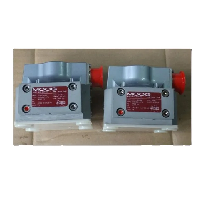 Сервоклапан MOOG D661-4858