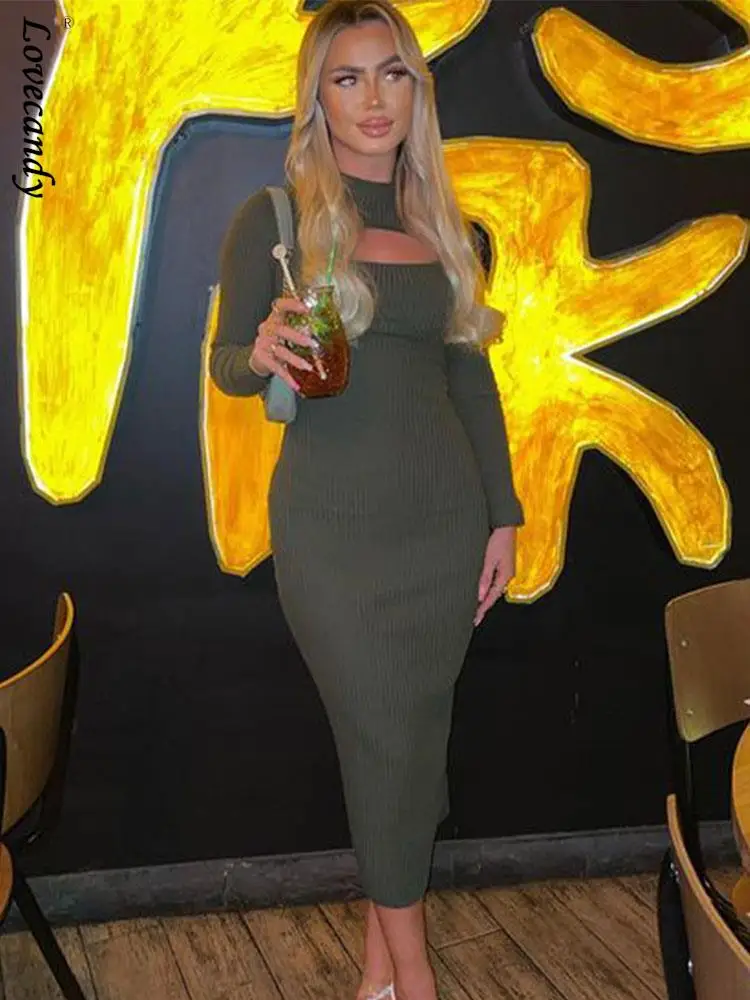 

Женское трикотажное платье-макси с круглым вырезом и длинным рукавом