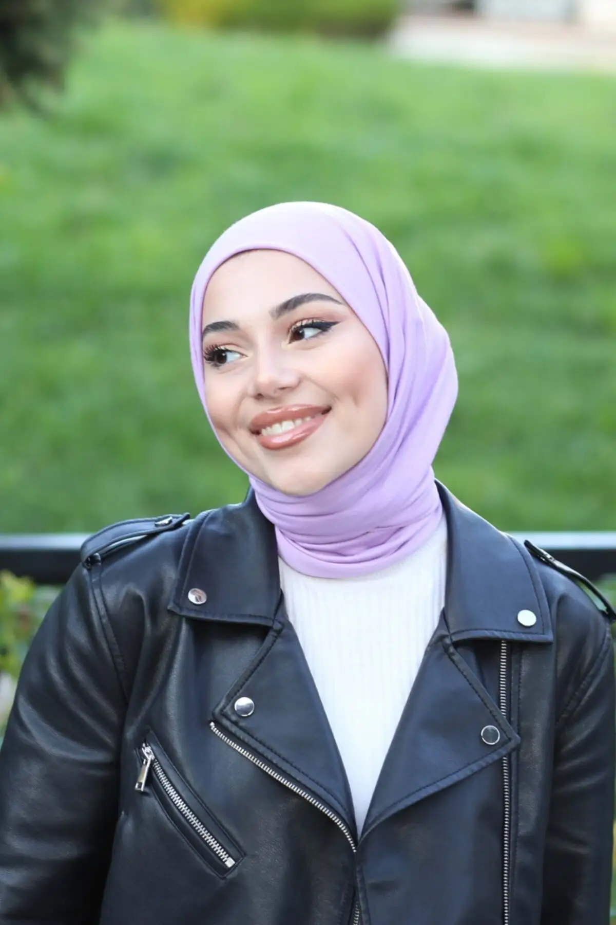 

Tesettür Penye Şal Modeli - Lila