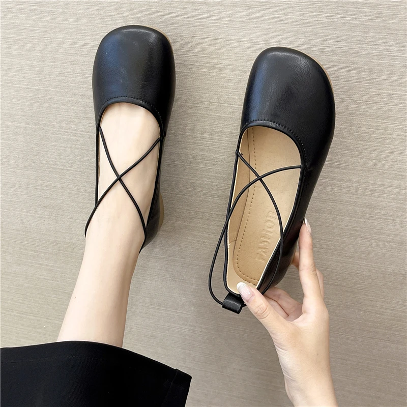 

Retro Round-toe Mary Jane Shoes Gentle Flat-bottomed Big-toed Single Shoes Women Flats Shoes Spring/Autumn PU Leather Flats