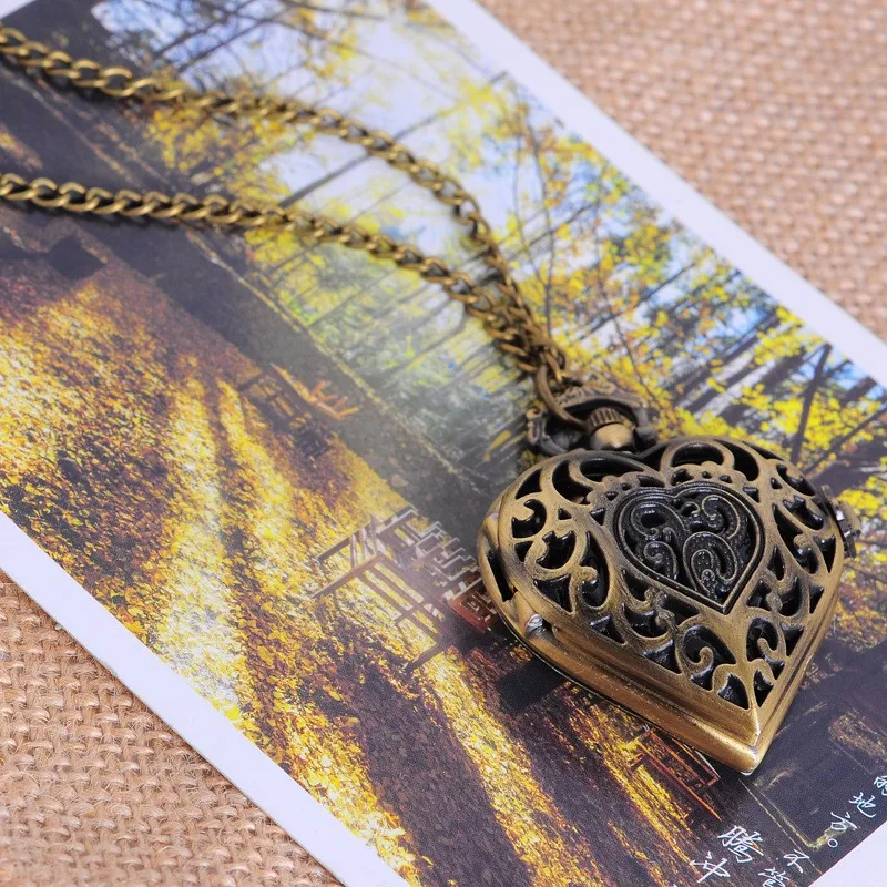 The Retro Bronze Hollowed Out Flower Pattern Peach Heart Pocket Watch, Collection, And Gift Giving Are All Of Great Significance