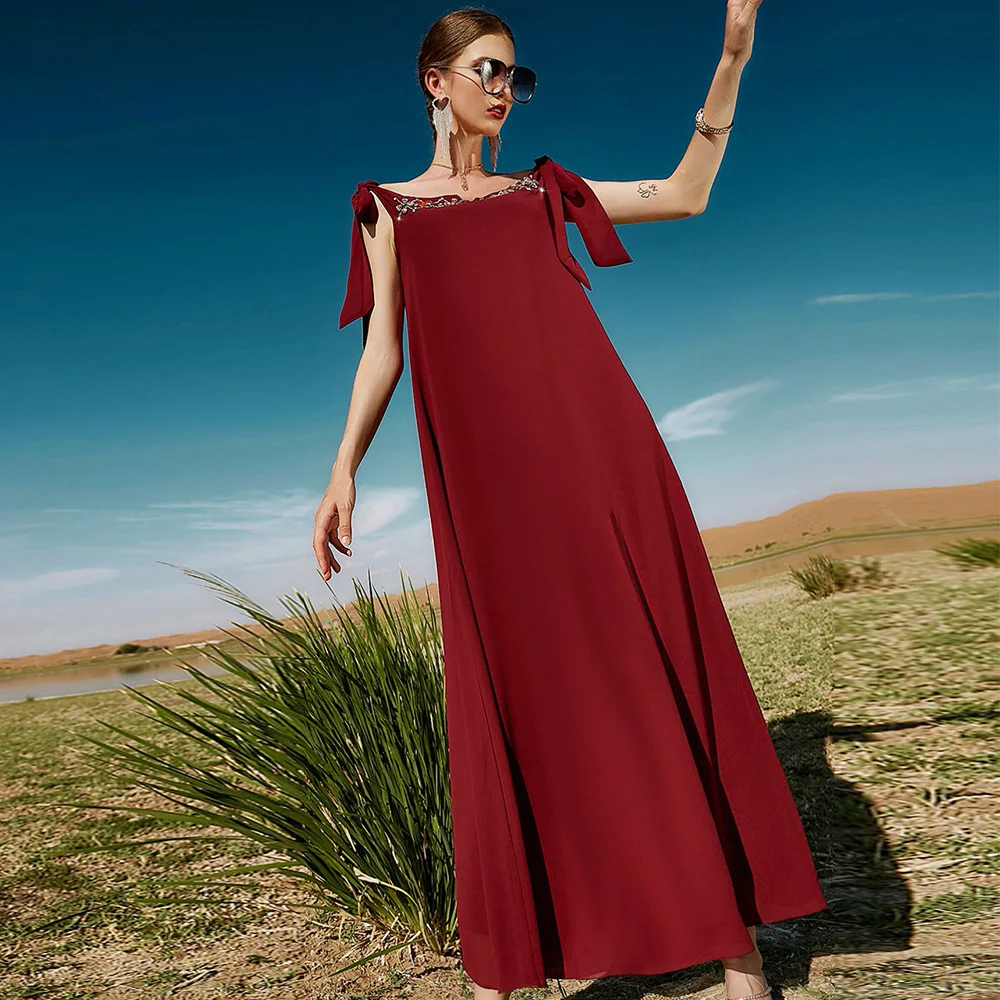 New European and American dark red sleeveless lace-up dress Dubai dress with diamonds travel fashionable Muslim women's dress