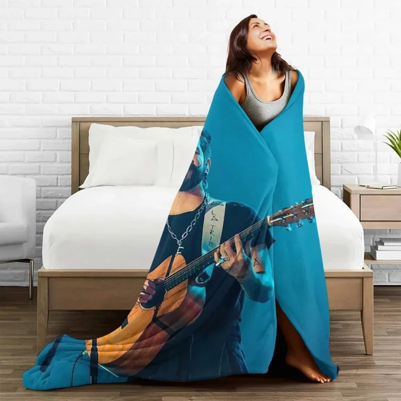

Camilo Singer Fleece Autumn/Winter Portable Super Soft Throw Blankets For Sofa Office Rug Piece