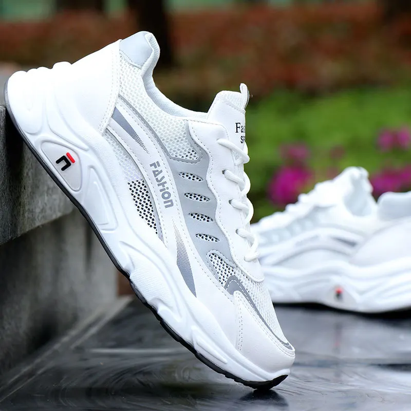 

2021 Summer Men's Sports Shoes Lightweight Running Shoes Fashion Boys Mesh Casual Shoes Outdoor Breathable Walking Shoes