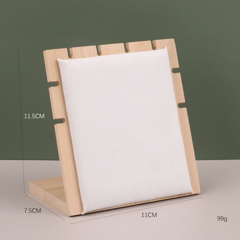 

Бамбуковая подставка для украшений