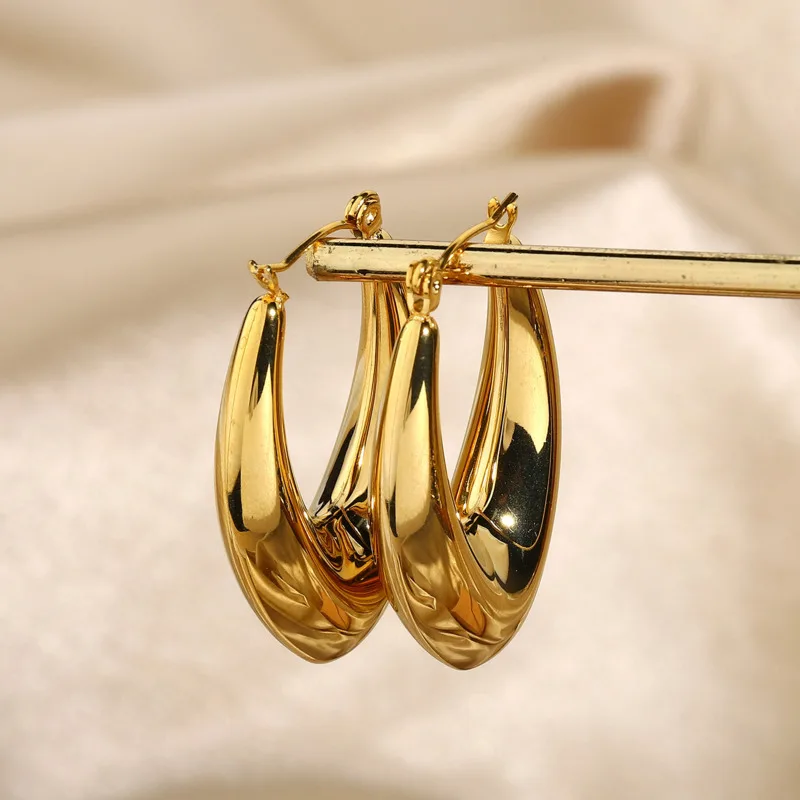 

Geometric Hoop Earrings Stainless Steel Hollow Oval European And American Style Fashion Jewelry 2022 Argollas Pendientes Fine