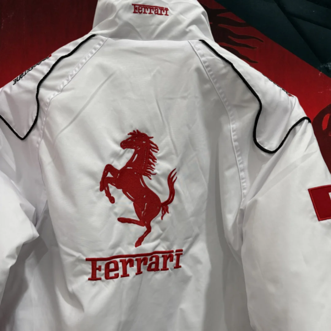 Фото Высококачественная хлопковая куртка Ferrari F1 с вышивкой, с внутренней подкладкой, ветрозащитная, доступна в тонком и плотном вариантах. №3