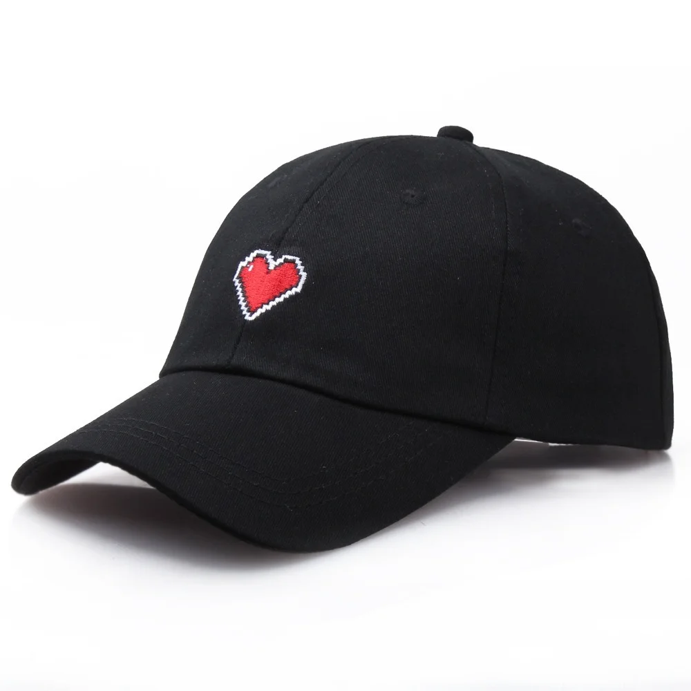 

Simple Sweet Baseball Hat Solid Color Casual Golf Cap Red Heart Embroidered Love Duck Tongue Hat Women Snapback Cap Sunshade Cap