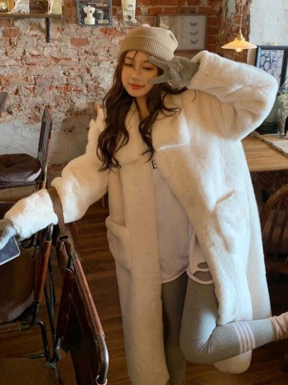 

Зимняя Толстая теплая длинная двухсторонняя Меховая куртка, женское свободное повседневное пальто, модное однотонное пальто из меха ягненка с большими карманами для женщин