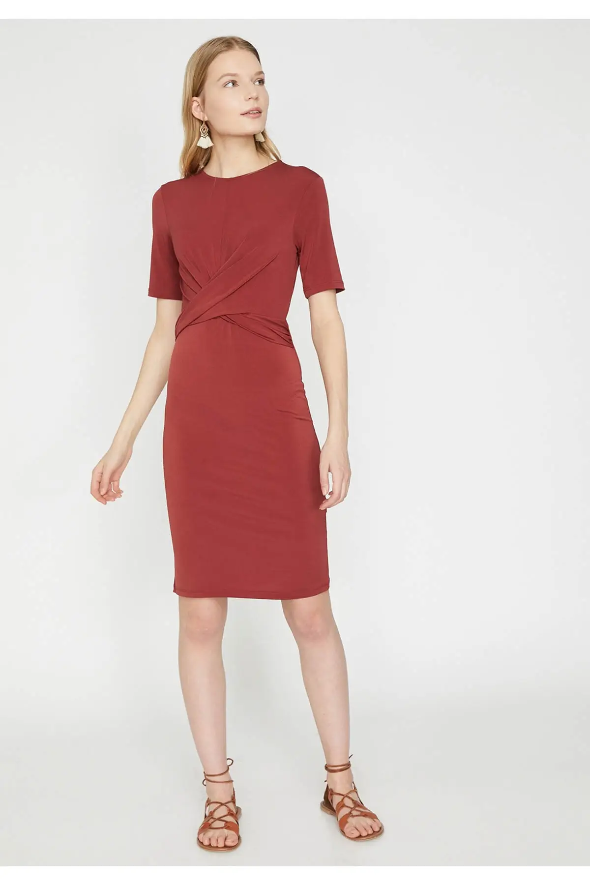 Платье Koton Women цвета бургунди 9 YAK88728CK.