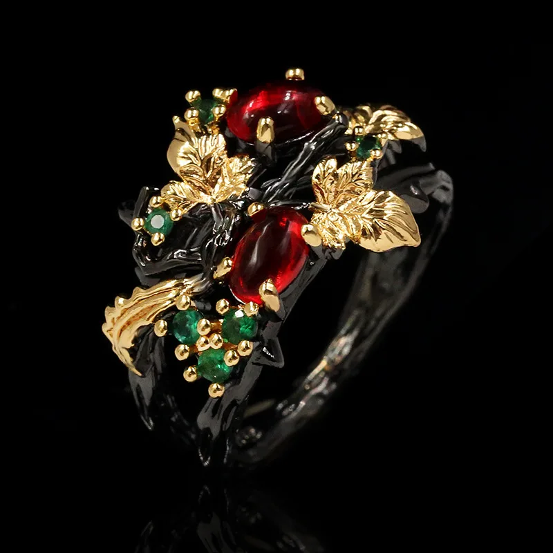 

New Creative Retro Geometric Three-dimensional Flower Heart Ring Black Gold-plated Two-tone Jewelry Engagement Rings for Women