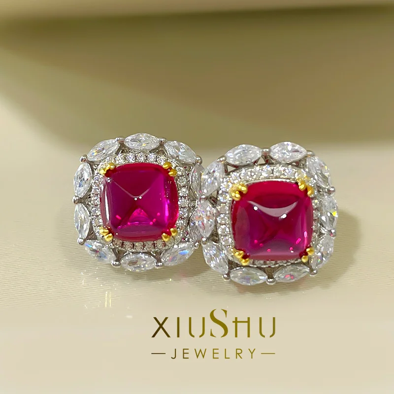 

Серьги-гвоздики из серебра пробы с имитацией Рубина