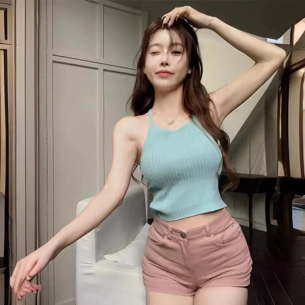 Свитер женский острый с воротником-стойкой без запястья