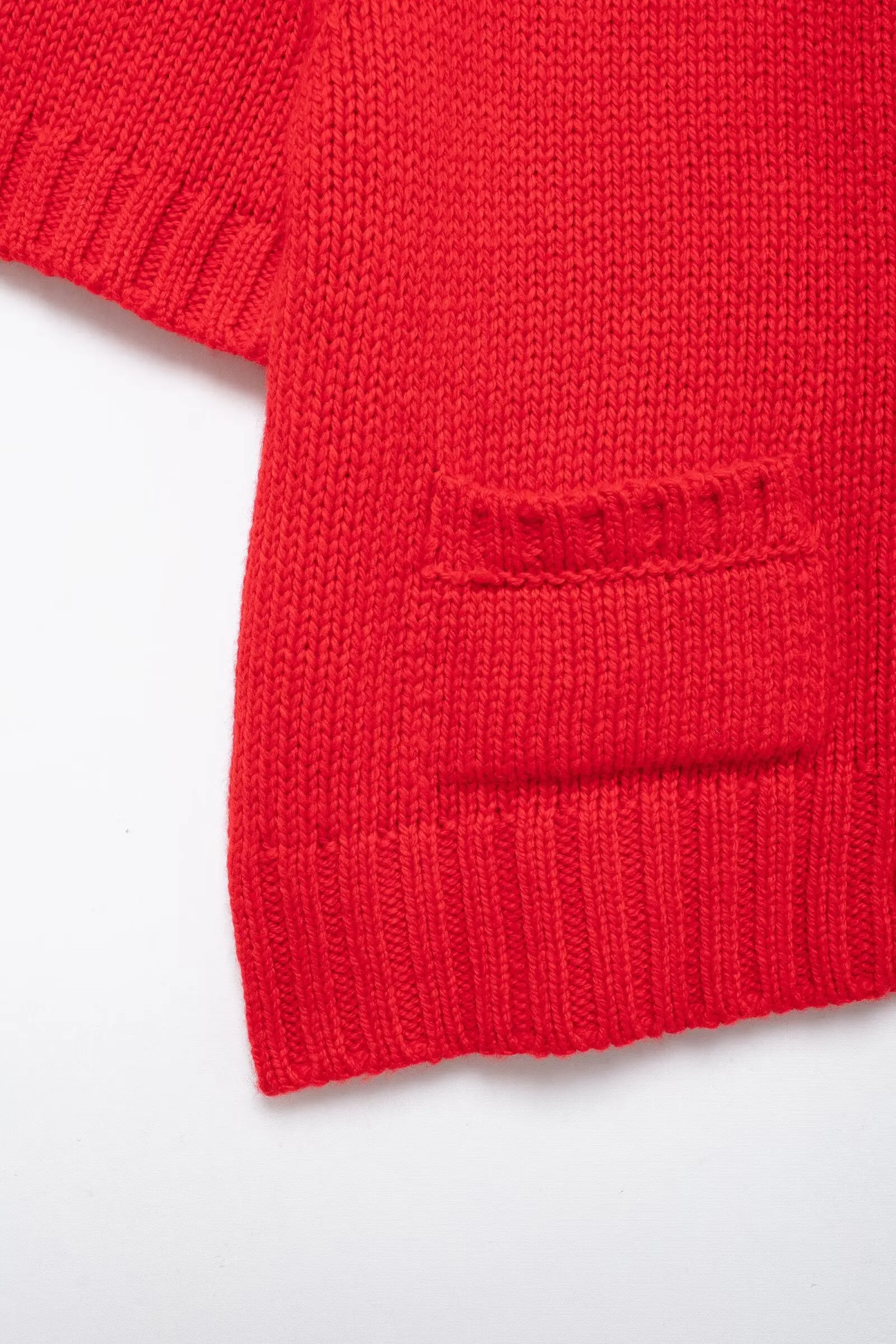 Женский трикотажный кардиган с коротким рукавом и воротником лацканами