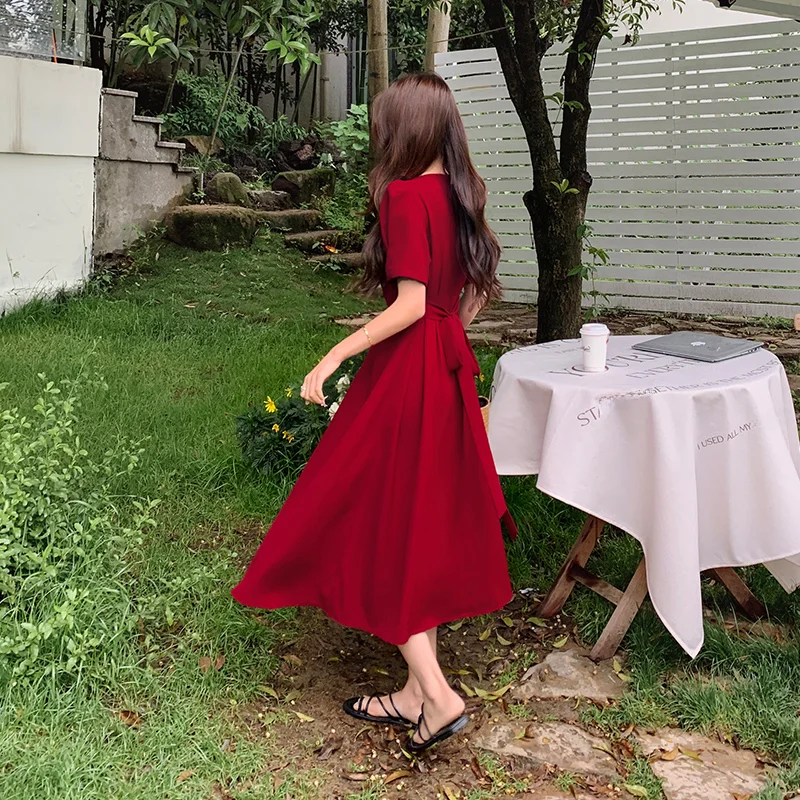 Красное женское летнее платье новинка 2024 деловое высокого качества с облегающей