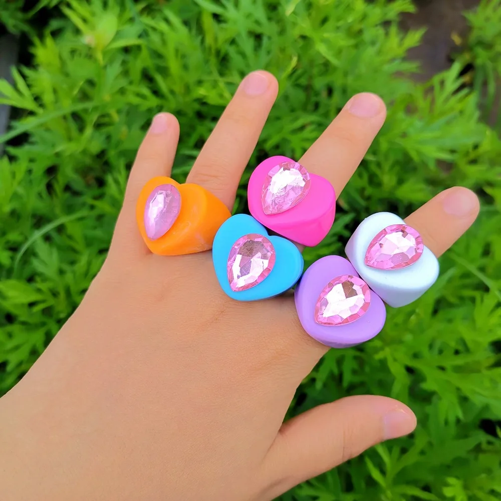

Exaggerated Tide Acrylic Heart Shape Ring For Women Fashion Pink Geometric Lovely Girl Ins Tide Jewelry Wholesale 2022