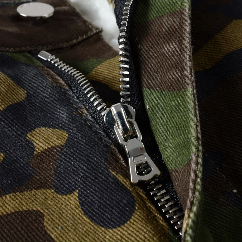 Street Fashion Men Jeans Camouflage Elastic Ripped Jeans Men Big Pocket Cargo Pants Leather Patched Designer Hip Hop Brand Pants