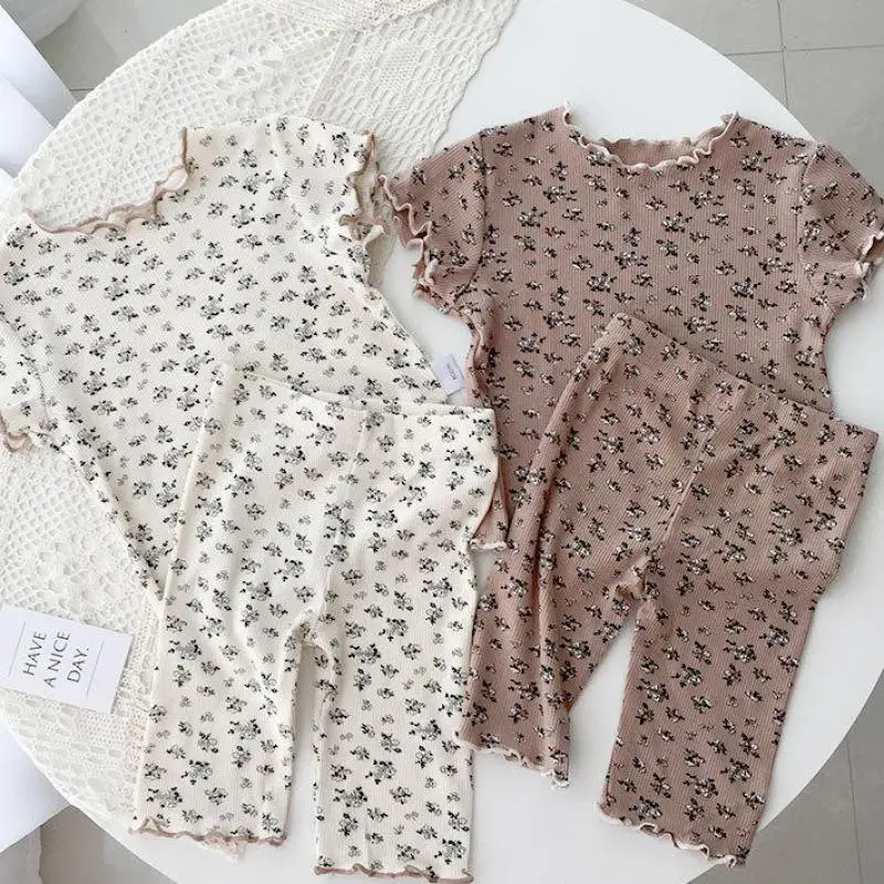 

2023 Summer Floral Suit Toddler Baby Short Sleeve T-shirts+Pants Full Printing Tees Outfits Teen Girls Two Pieces Outdoor Wear