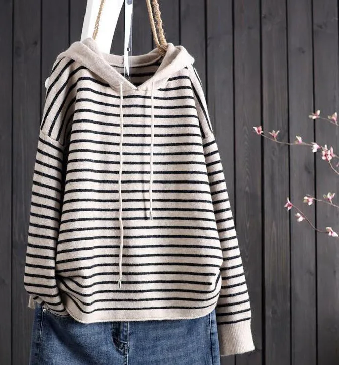 

Autumn 2023 Fashion Retro Classic Style Long Sleeve Striped Hooded Knitted Sweater Long Sleeve Thin Waist Fit Pullover Sweater