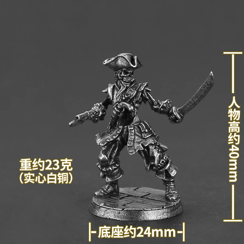 

Мини-статуя пиратского истребителя из латуни