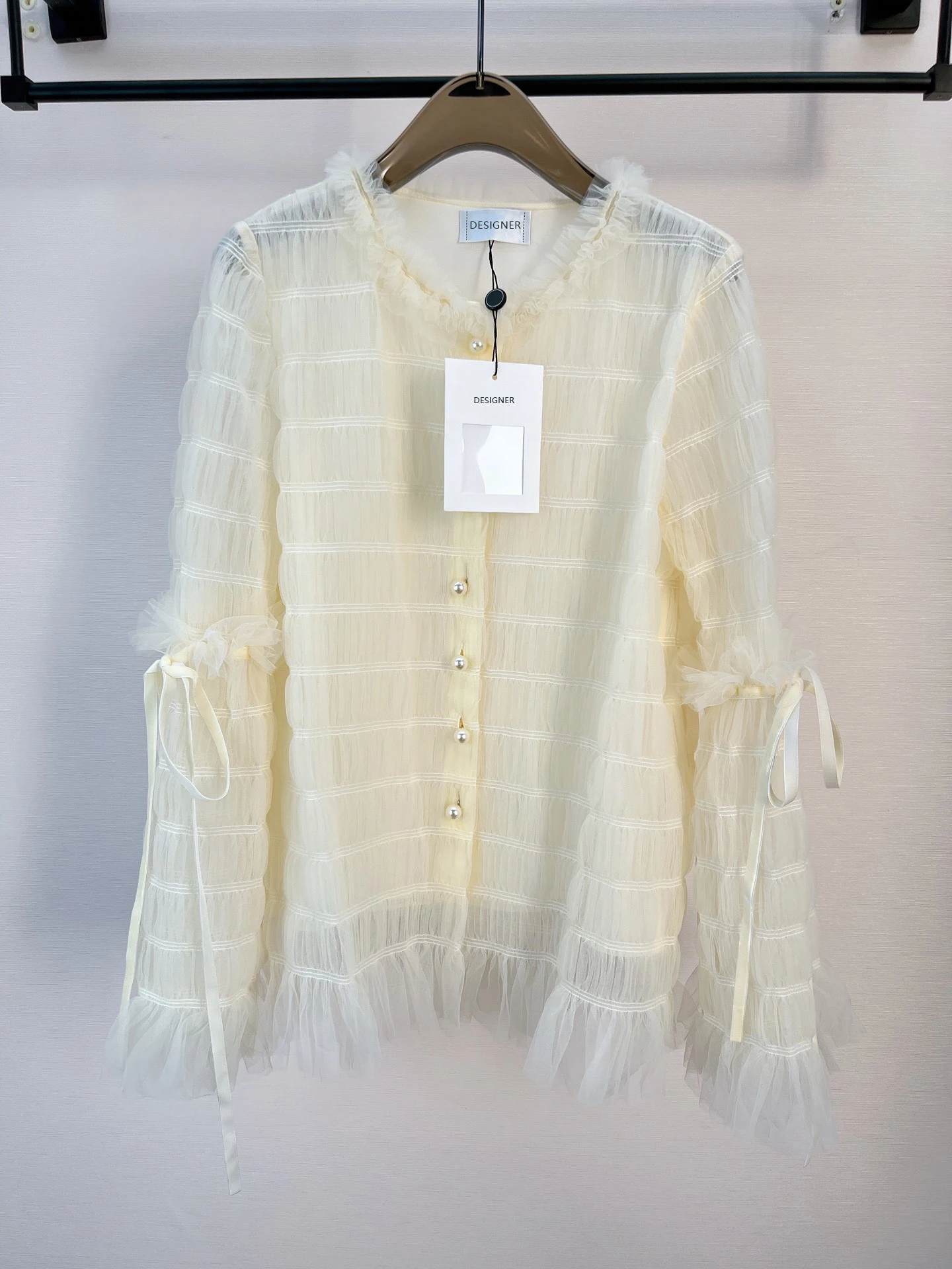 

2022 New Spring Luxury Mesh Flare Sleeve Women High Quality Tops Elegant Sweet Chic Runway Designer Vintage Blouse
